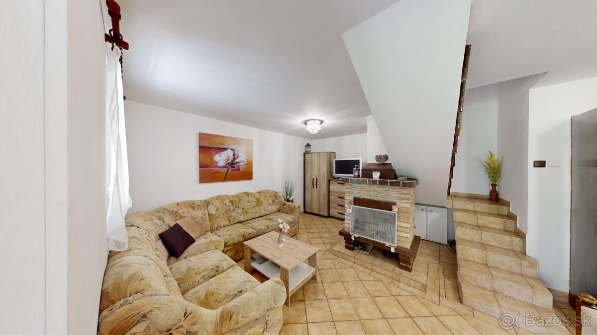 MUROVANÁ REKREAČNÁ CHATA SO ZARIADENÍM V BLÍZKOSTI ČÁRDY - 10