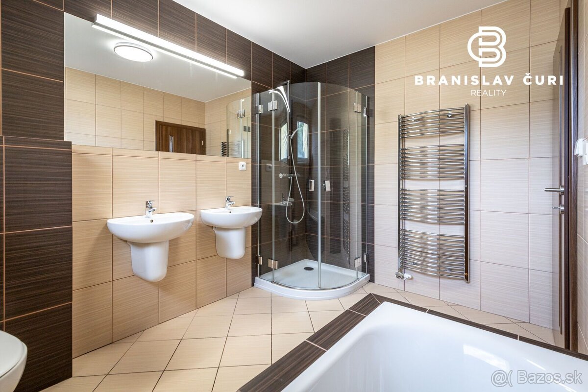 REZERVOVANÉ - Na predaj rodinný dom v obľúbenej lokalite Koš - 10