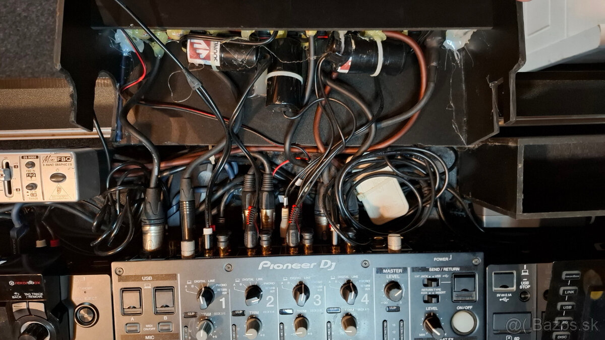 Predám kufor pre 2 x CDJ-2000 NXS2 a DJM-900 NXS2 - 10