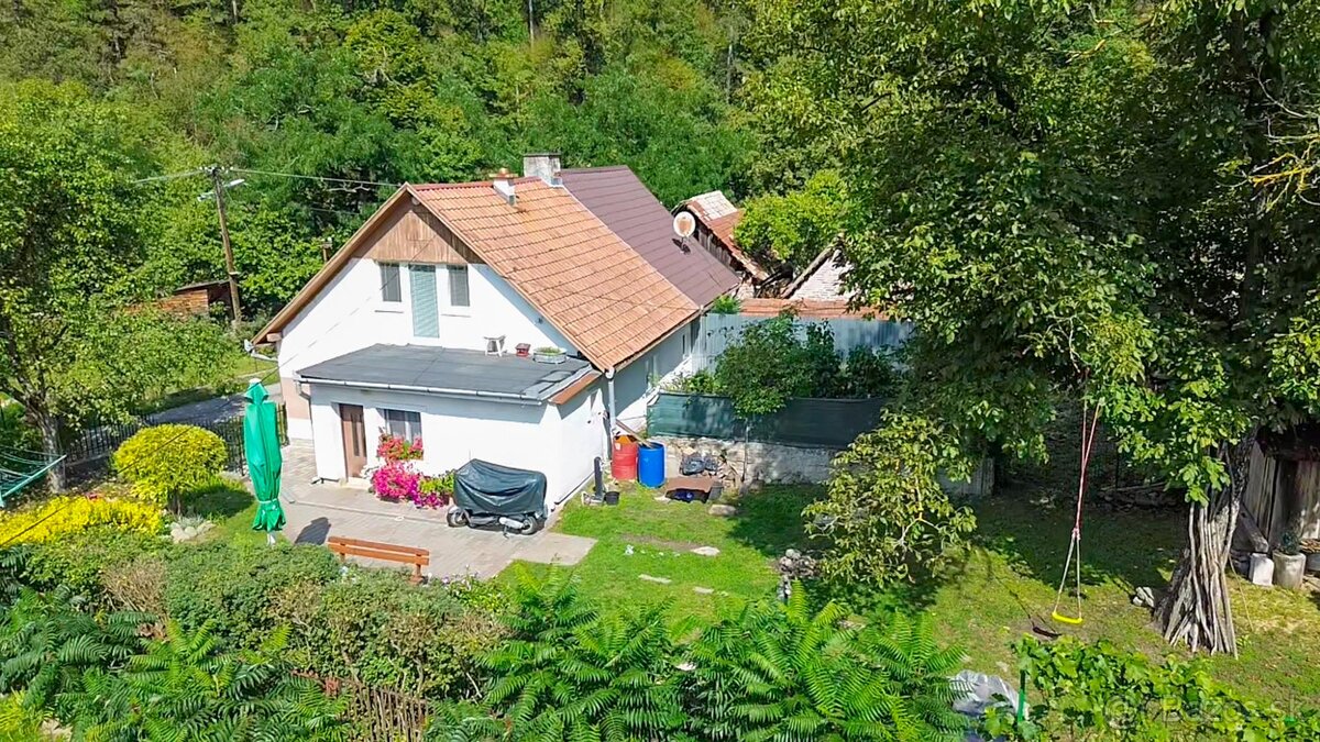 Slnečný rodinný dom v obci Hodruša - Hámre - 10