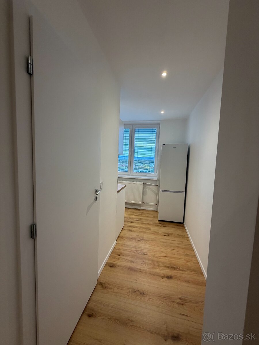 Prenájom 2-izbového bytu v Michalovciach (Stráňany) - 10