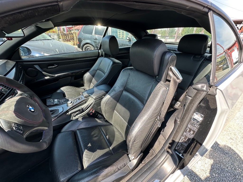 BMW Rad 3 Cabrio 335 i A/T - 10