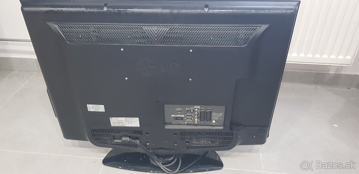 Predám satelitný komplet : parabola + TV + prijímač 2x - 10