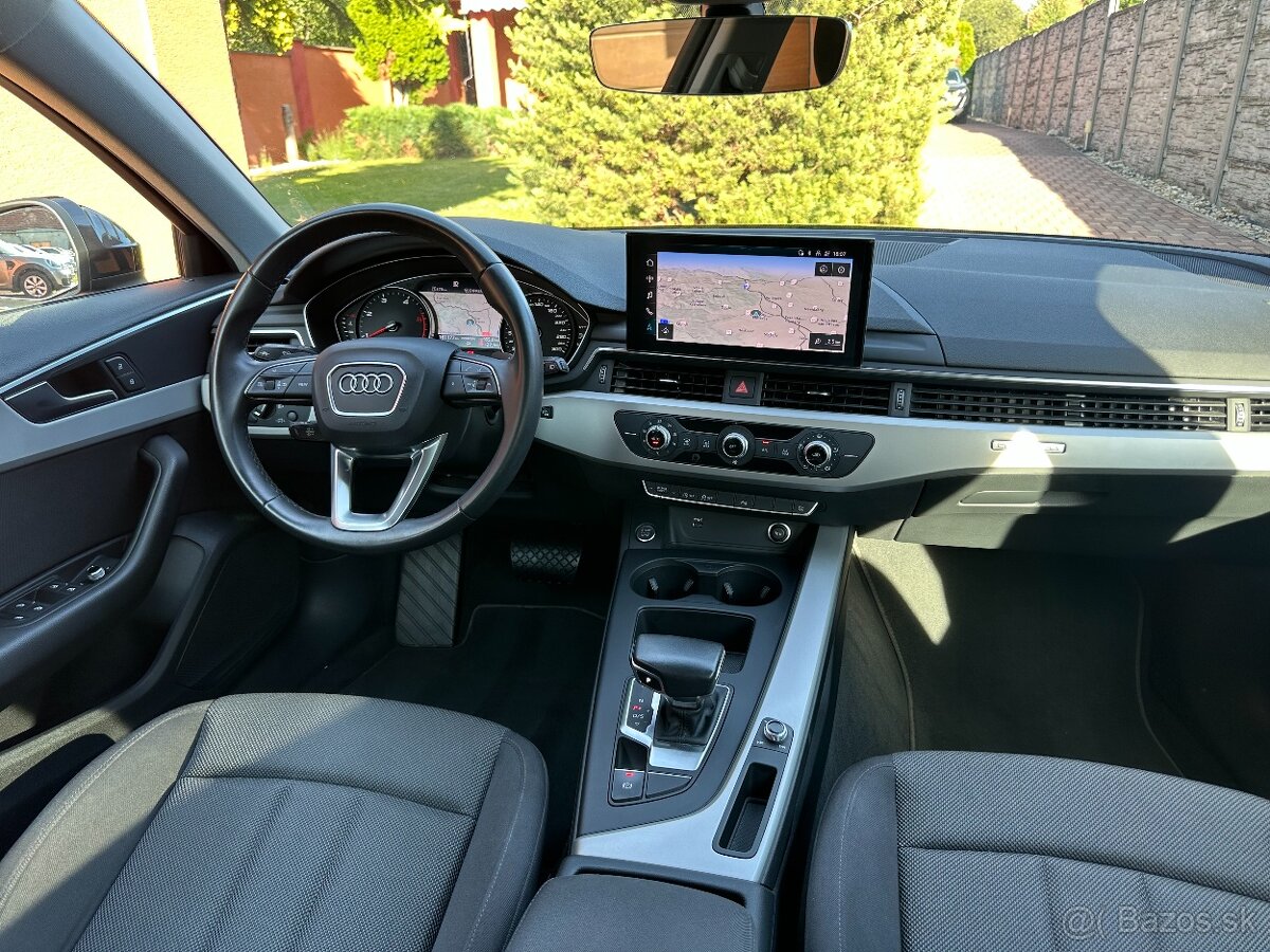 2022 Audi A4 Avant Quattro - 10