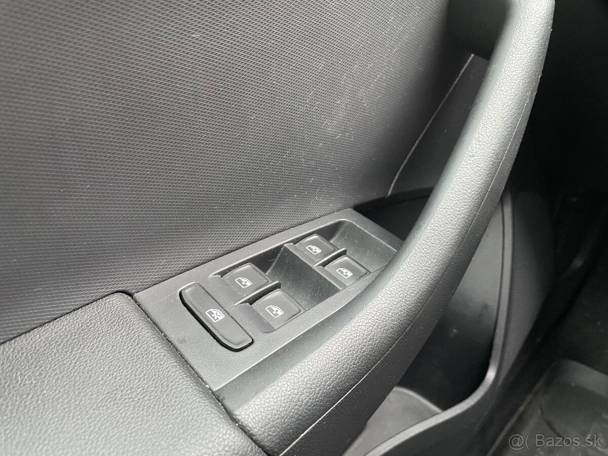 Škoda Rapid 1.6 TDI 90k Ambition - 10