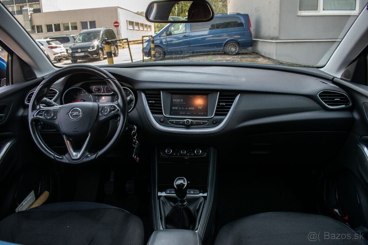 Opel Grandland X 2019, 1.2, 96kW - 10