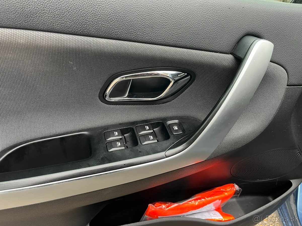 KIA Ceed Combi 1.4 CVVT - 10