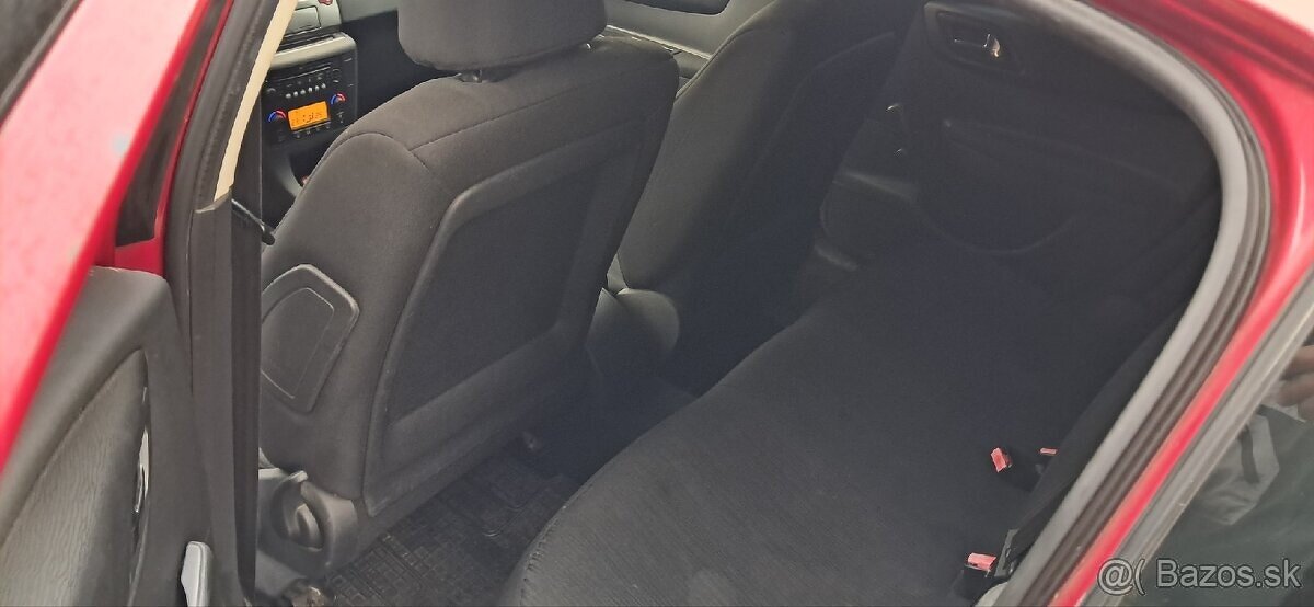 CITROEN C4 1,6HDI 66KW - 10