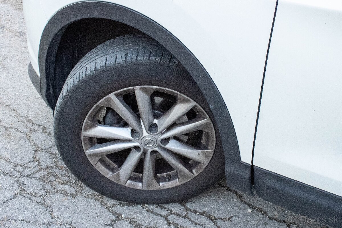 Nissan Qashqai 1.2 DIG-T 85kW 2015 - 10