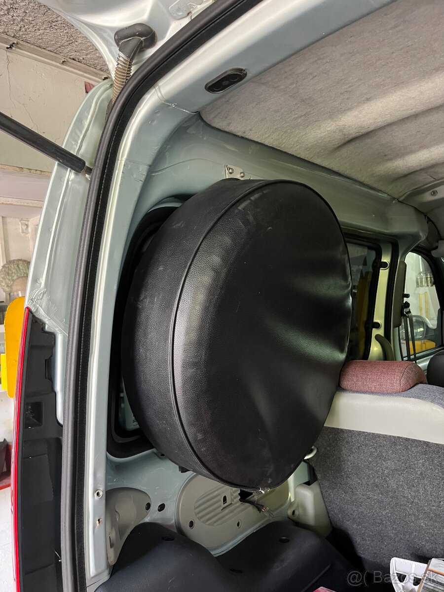 RENAULT KANGOO...RX4...4X4... - 10