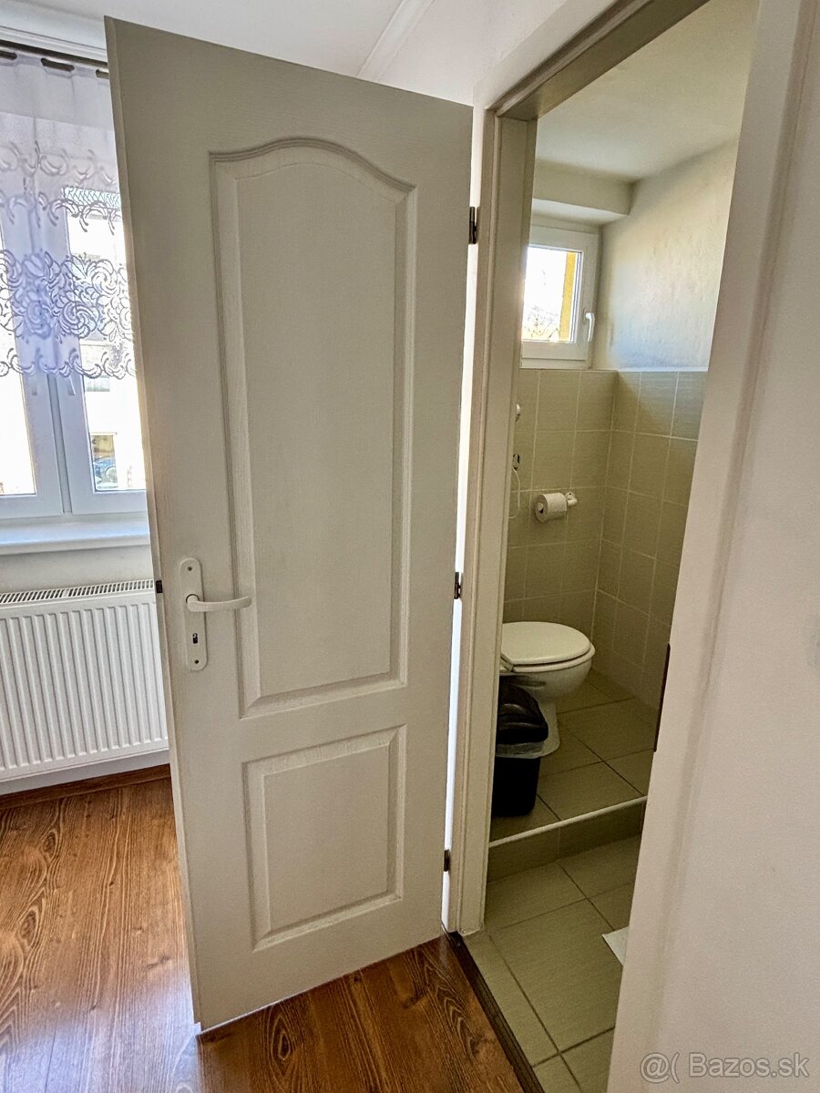 Zachod umývadlo dvere - 10