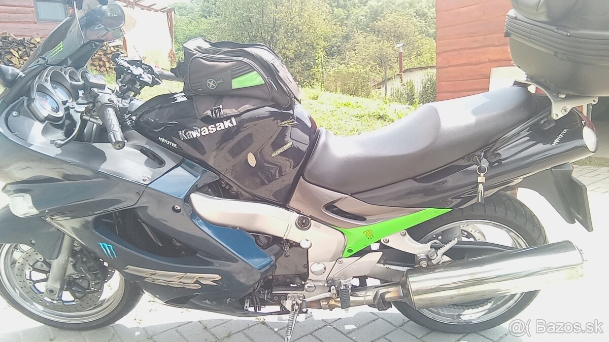 KAWASAKI ZZR 1200 - 10