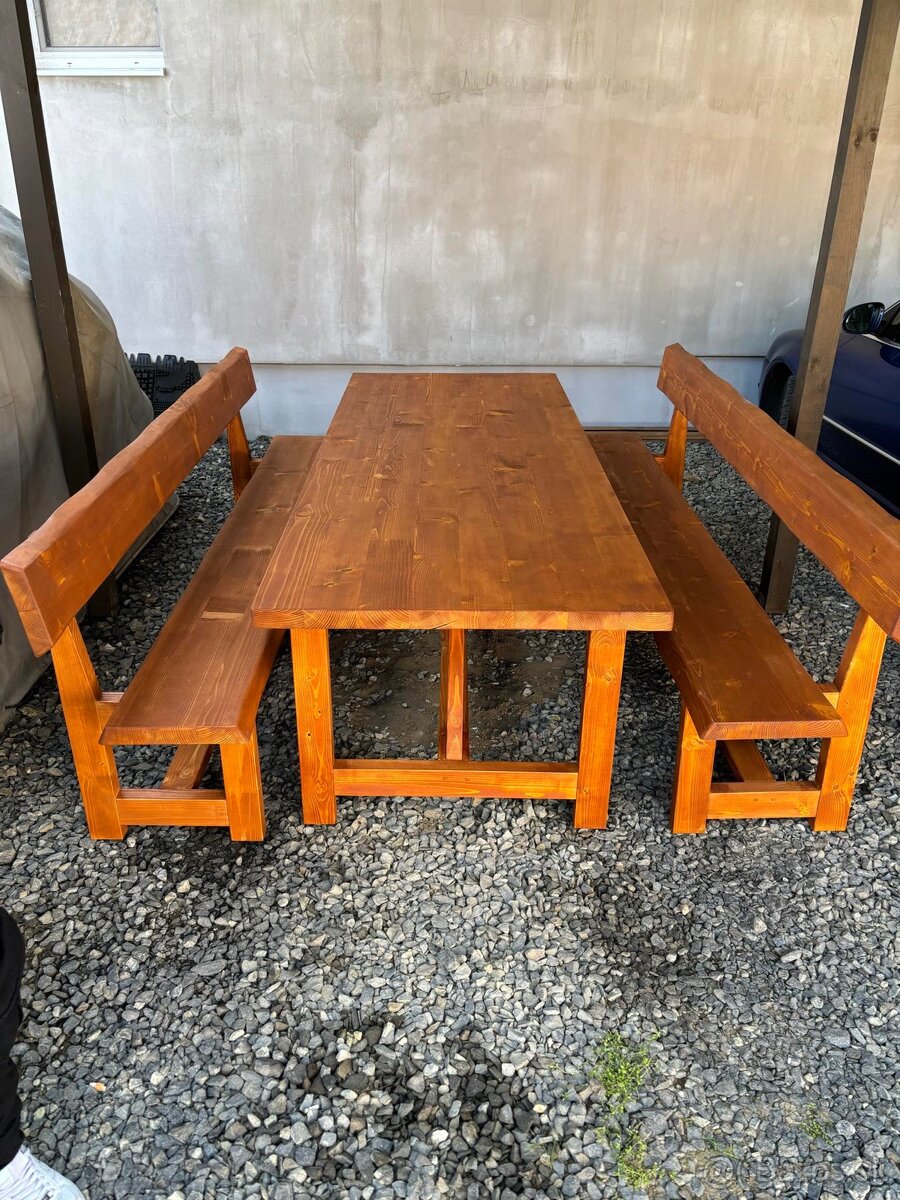 zahradne sedenie z masivu - 10