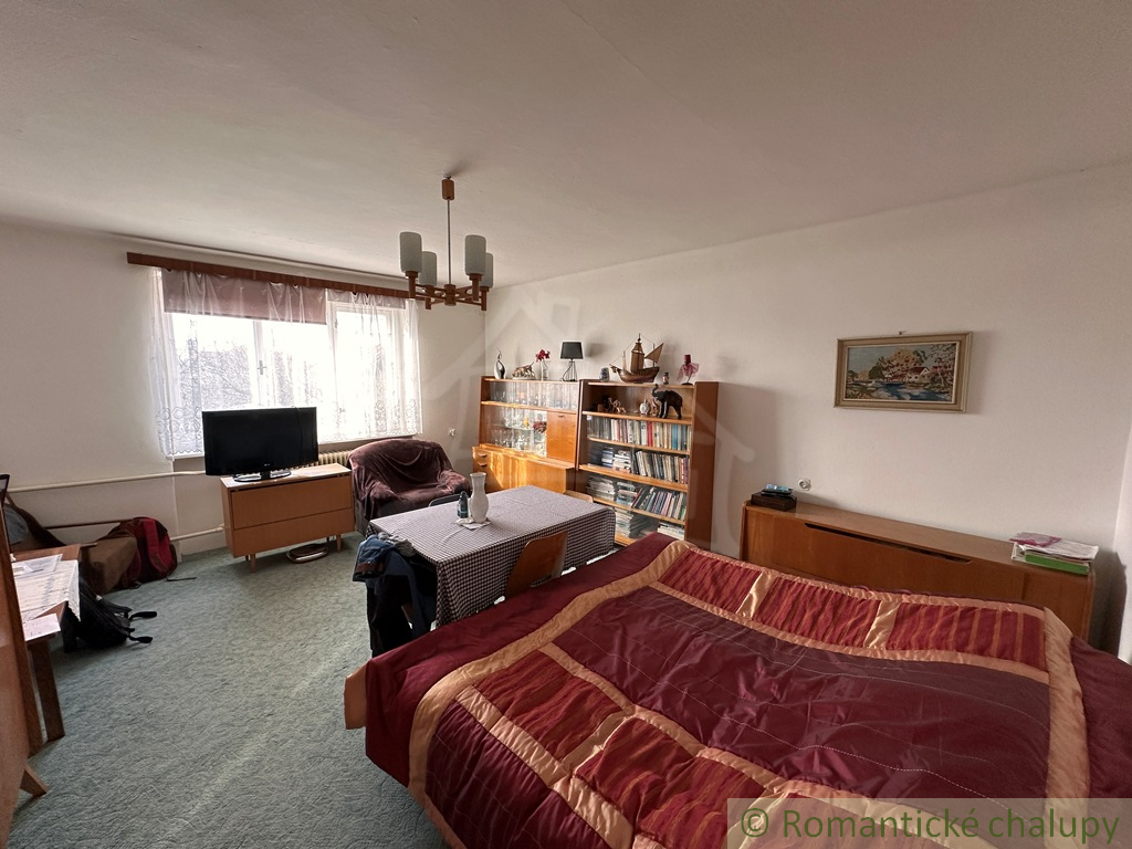 Rodinný dom s veľkým pozemkom v tichej lokalite Hurbanova - 10