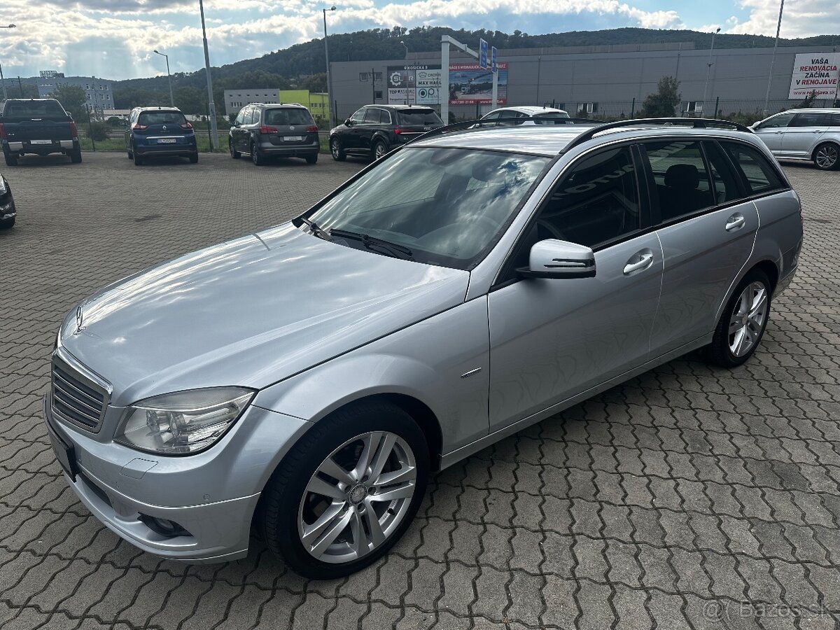Mercedes-Benz trieda C200 CDI Classic - 10