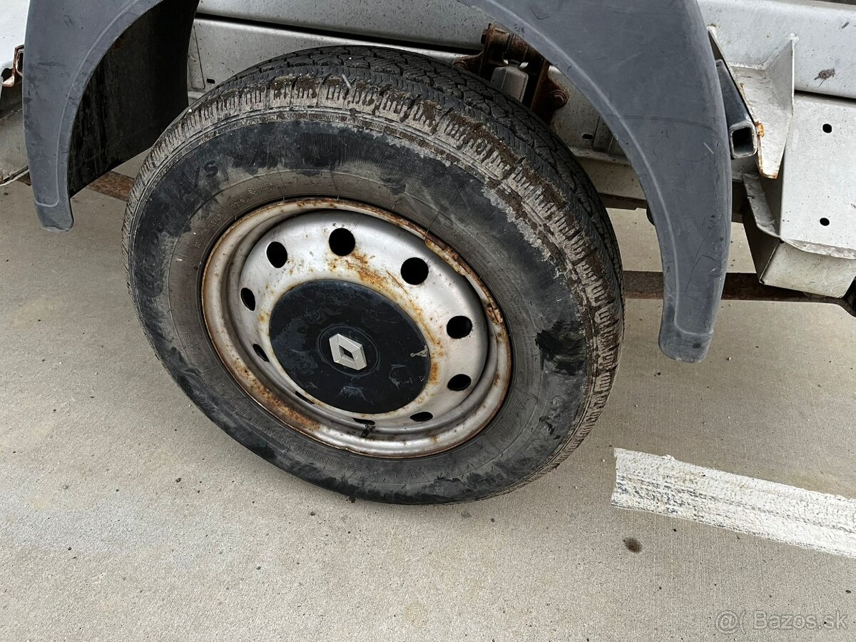 Predám 3 stranný sklápač RENAULT MASTER - 10