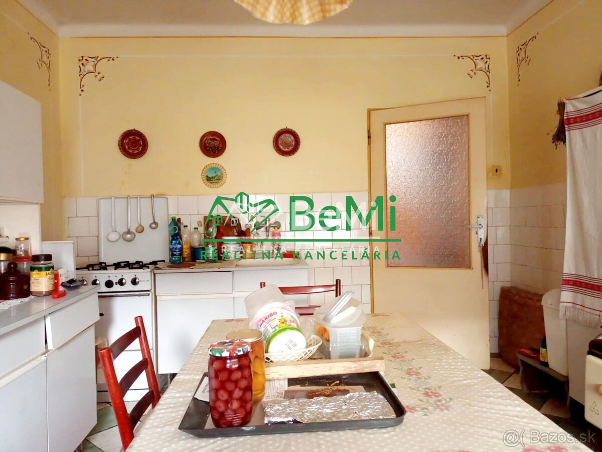 Predaj dvojgeneračného rodinného domu - Sazdice( 018-12-HEKA - 10