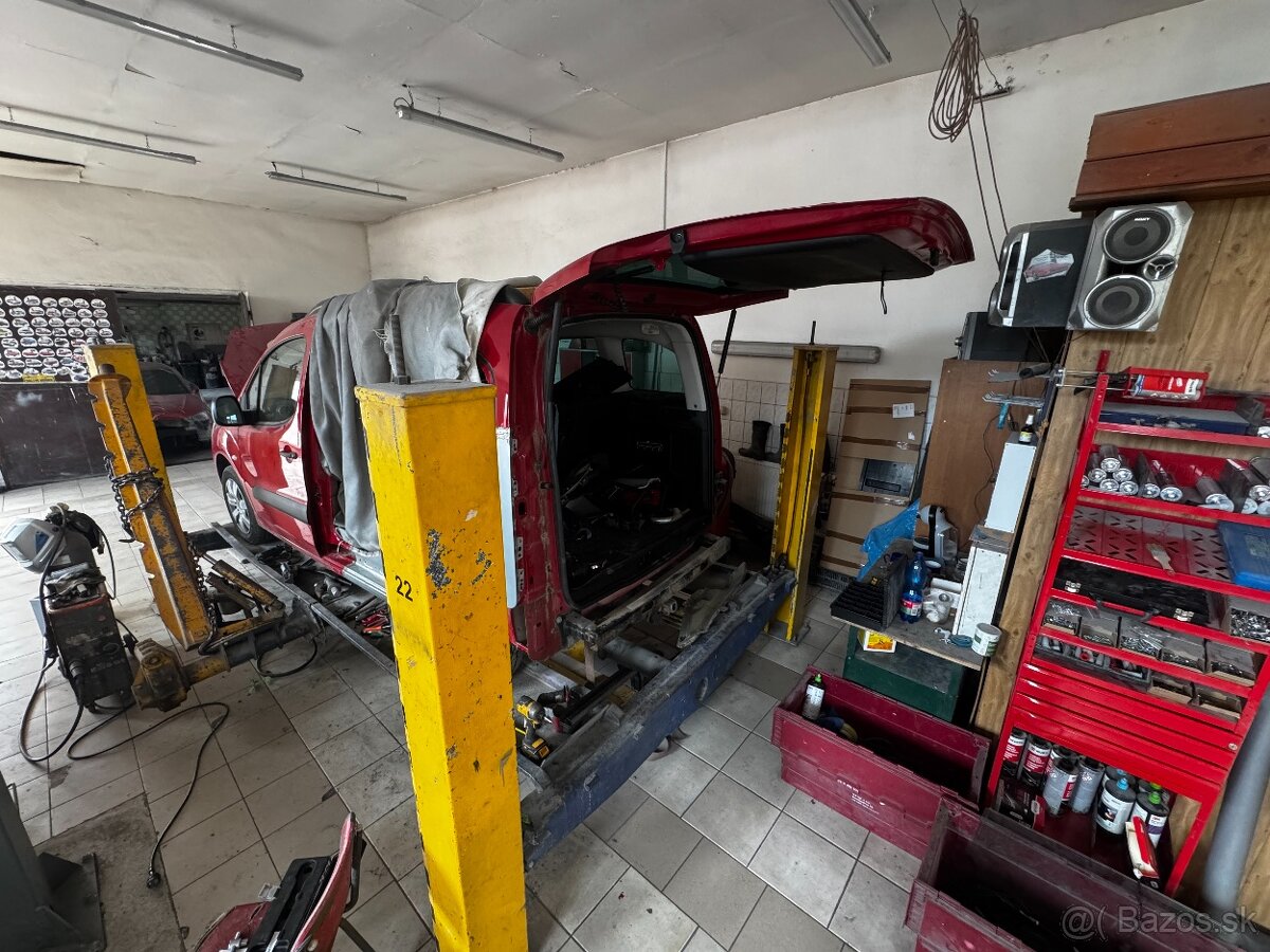 Predaj/Dlhodobý prenájom Autoopravovňa - 10