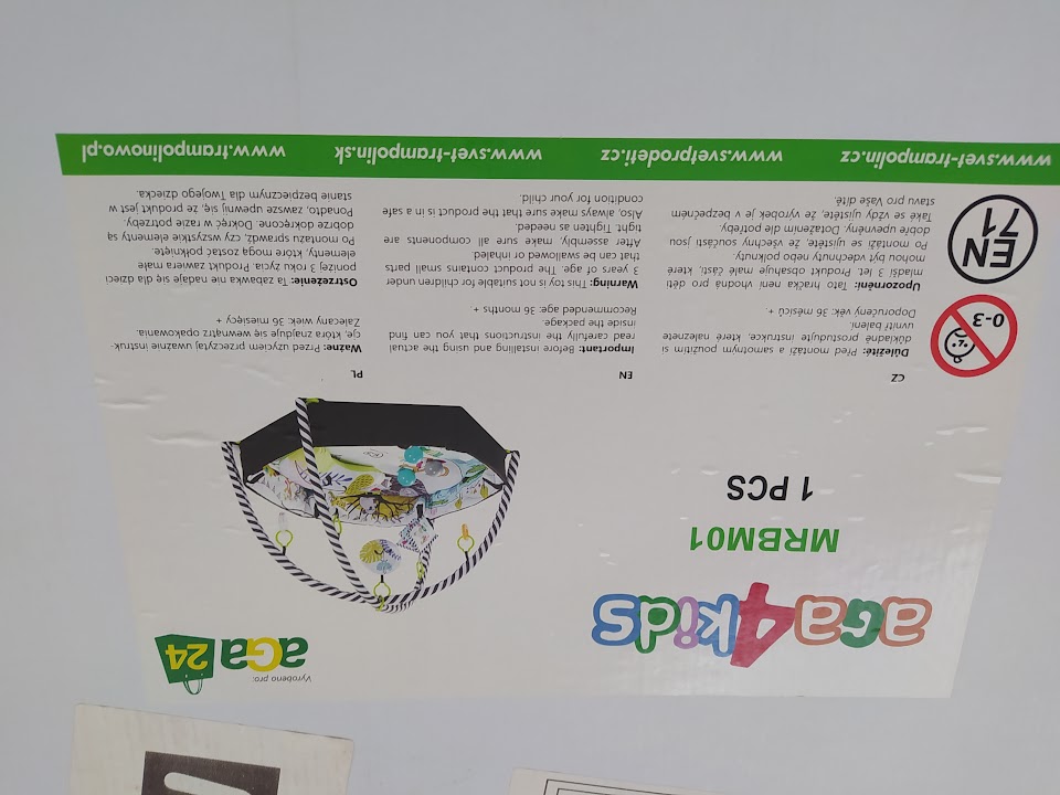 Interaktívna detská podložka s funkciou ohrádky - 10