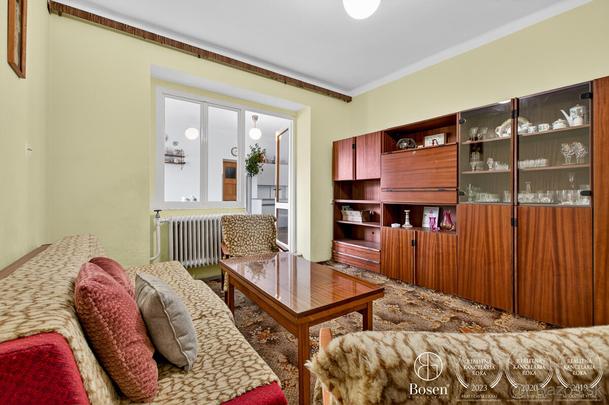 Bosen Group Vám ponúka na predaj exkluzívne vidiecky rodinný - 10