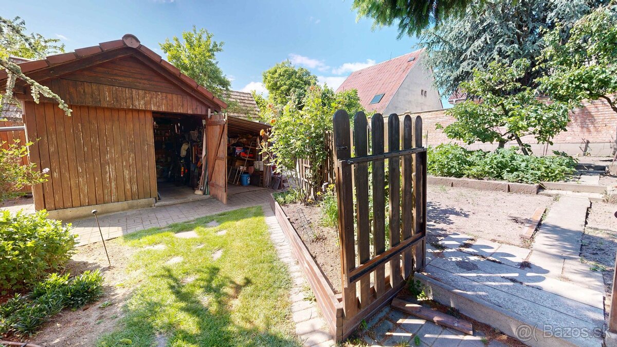 EXKLUZÍVNE V RK CASMAR – Na predaj veľmi pekný rodinný dom v - 10