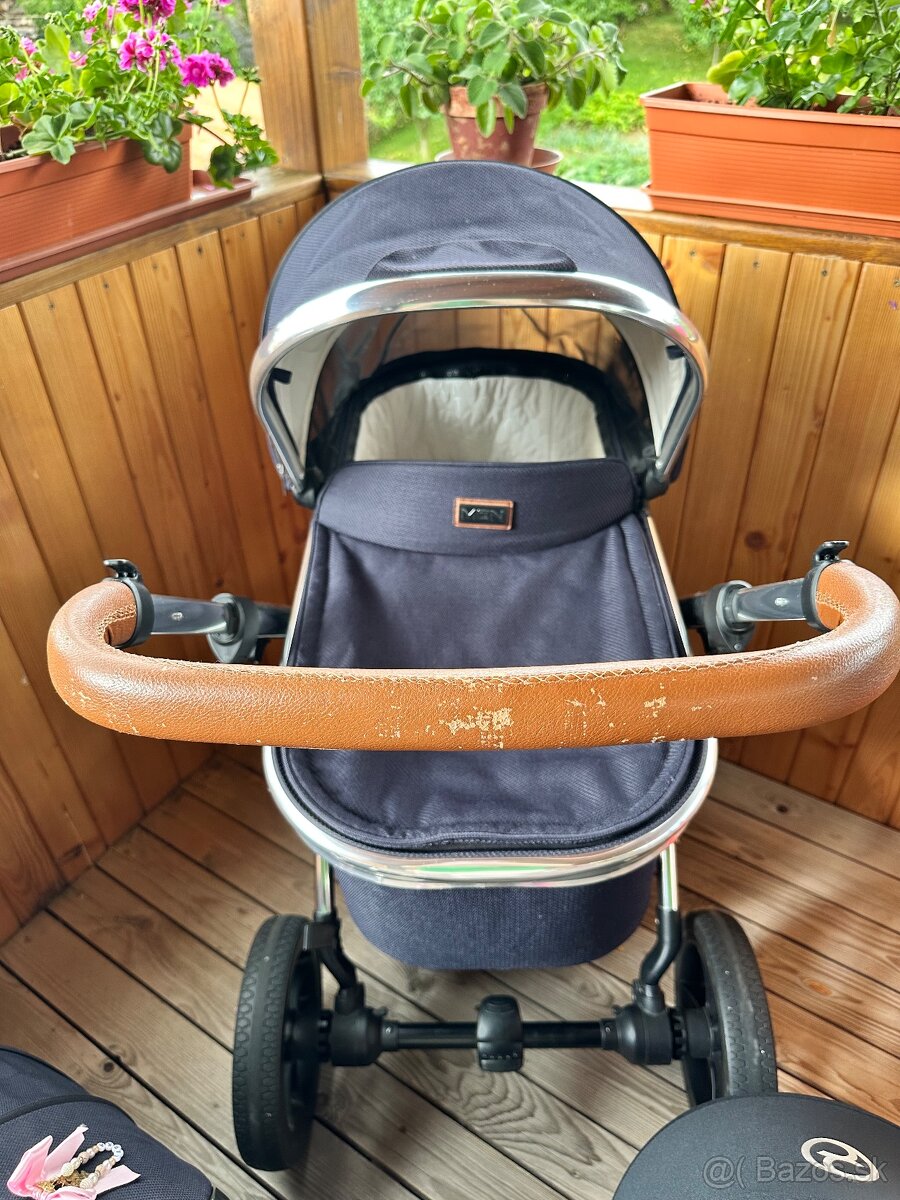 Kombinovaný kočík Moon Scala Navy + Vajíčko Cybex Aton 5 - 10