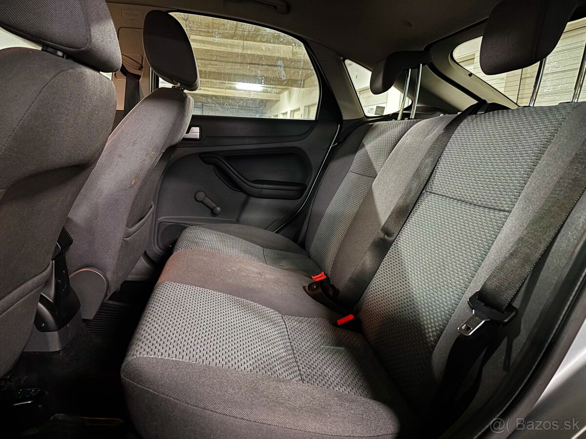 Ford Focus 1,4 benzín 59KW 2005 187000km NOVÁ STK/EK - 10