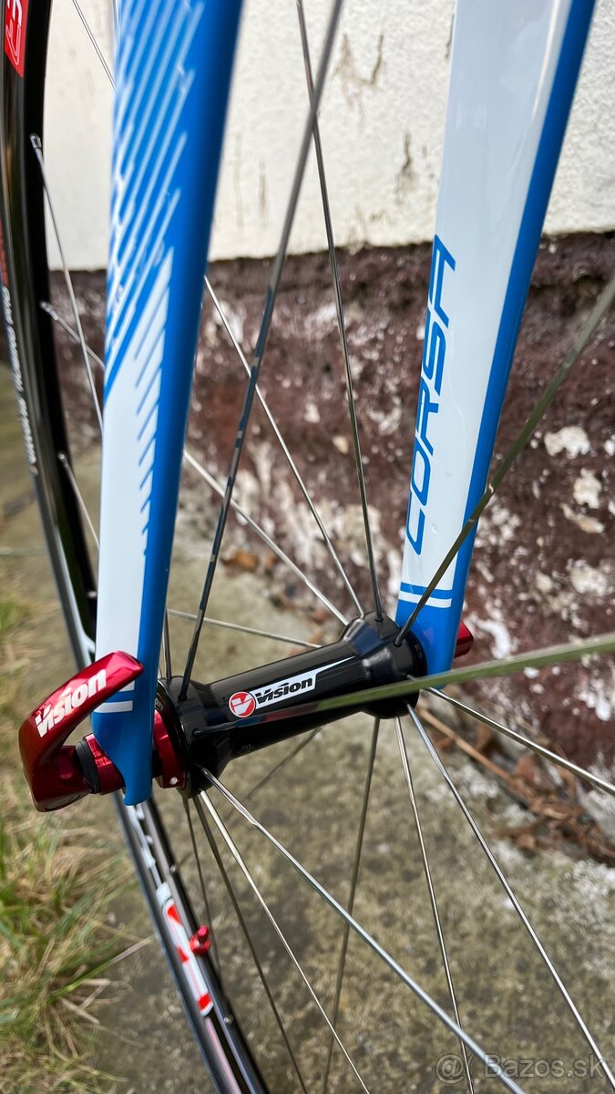 Predám karbónový bicykel DEMA unikátny stav - 10