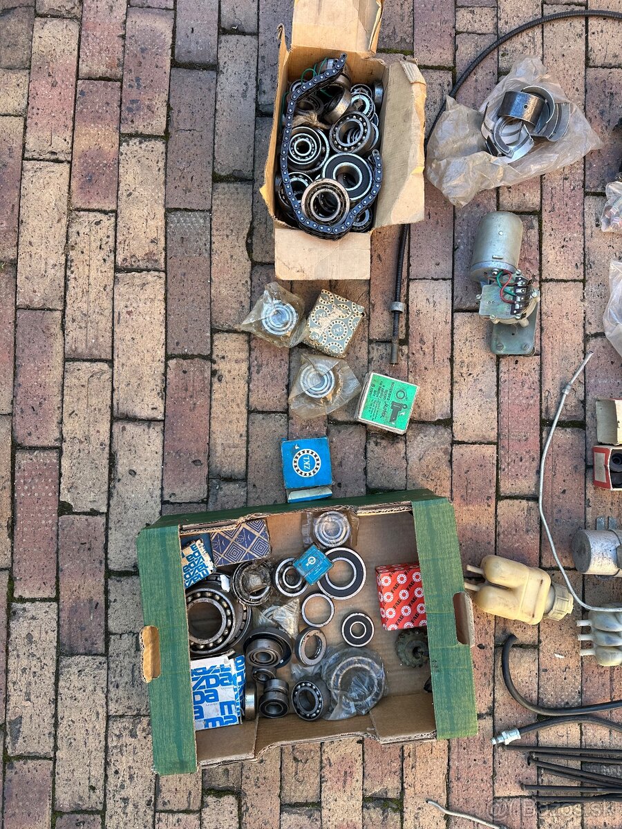 Náhradné diely Škoda, Lada, Wartburg, Barkas, Taz - 10