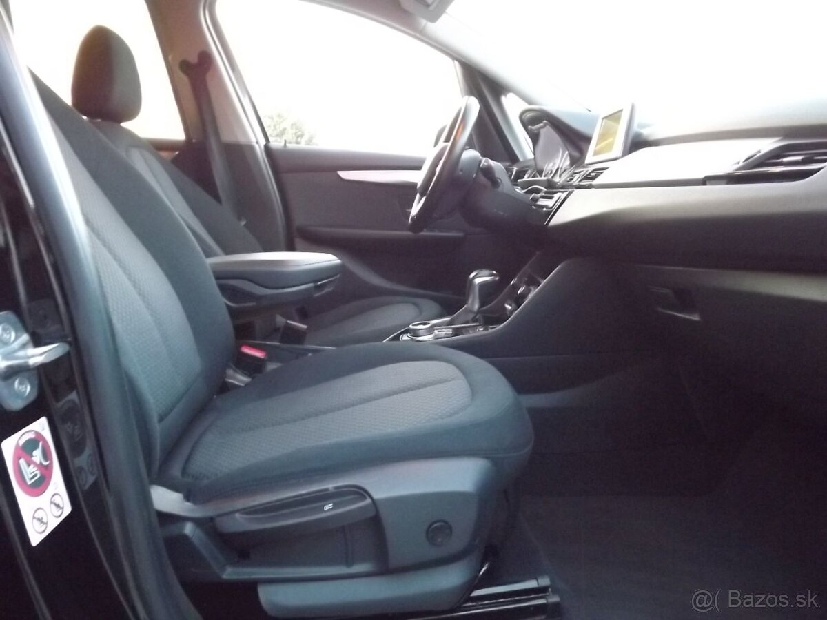 BMW 218d Gran Tourer A/t - 10