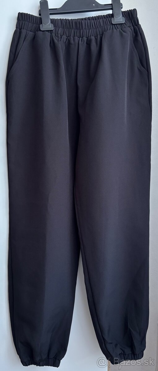 Mix dámskeho oblečenia - 10