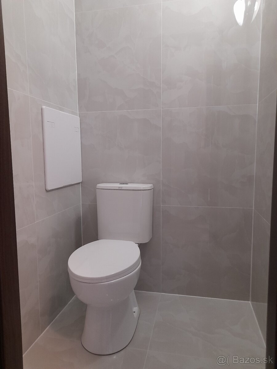 Rezervovaný kompletne zrekonštruovaný 4-izbový byt - 10