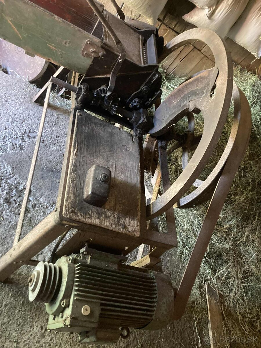 Šačkareň na seno pre dobytok, - 10