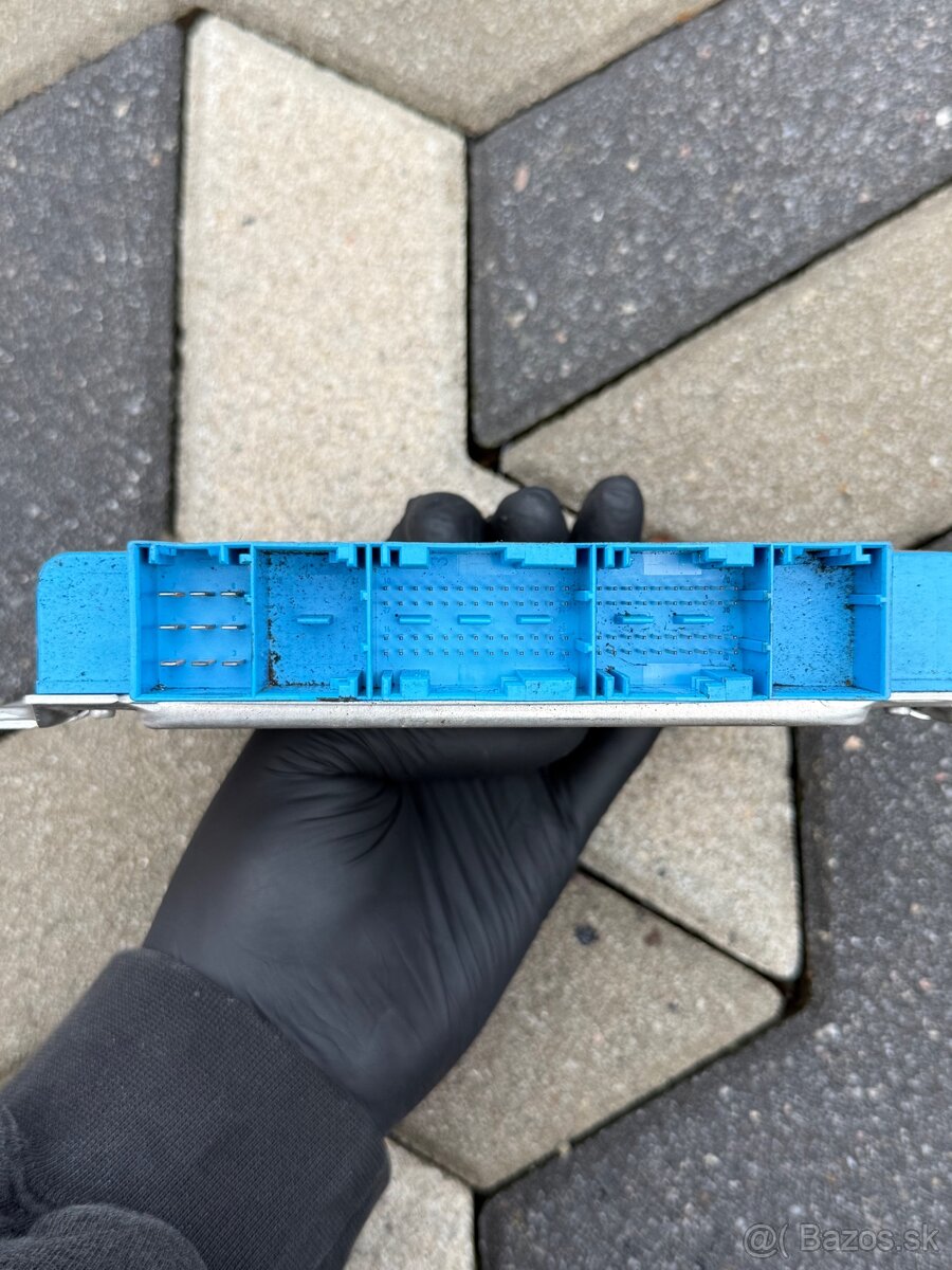 Náhradné diely BMW E46 325CI M54B25 - 10