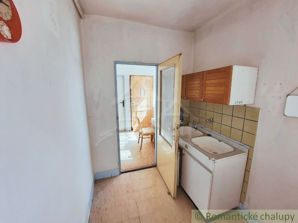 Rodinný dom v obci Železná Breznica - 10