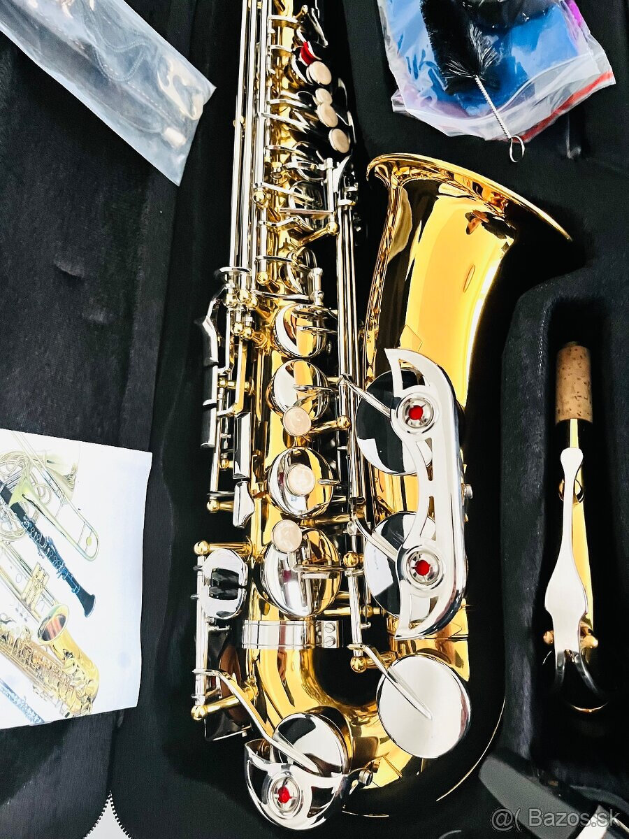 Predám nový Es- Alt saxofón- kópia k modelu Yamaha- pekný zv - 10
