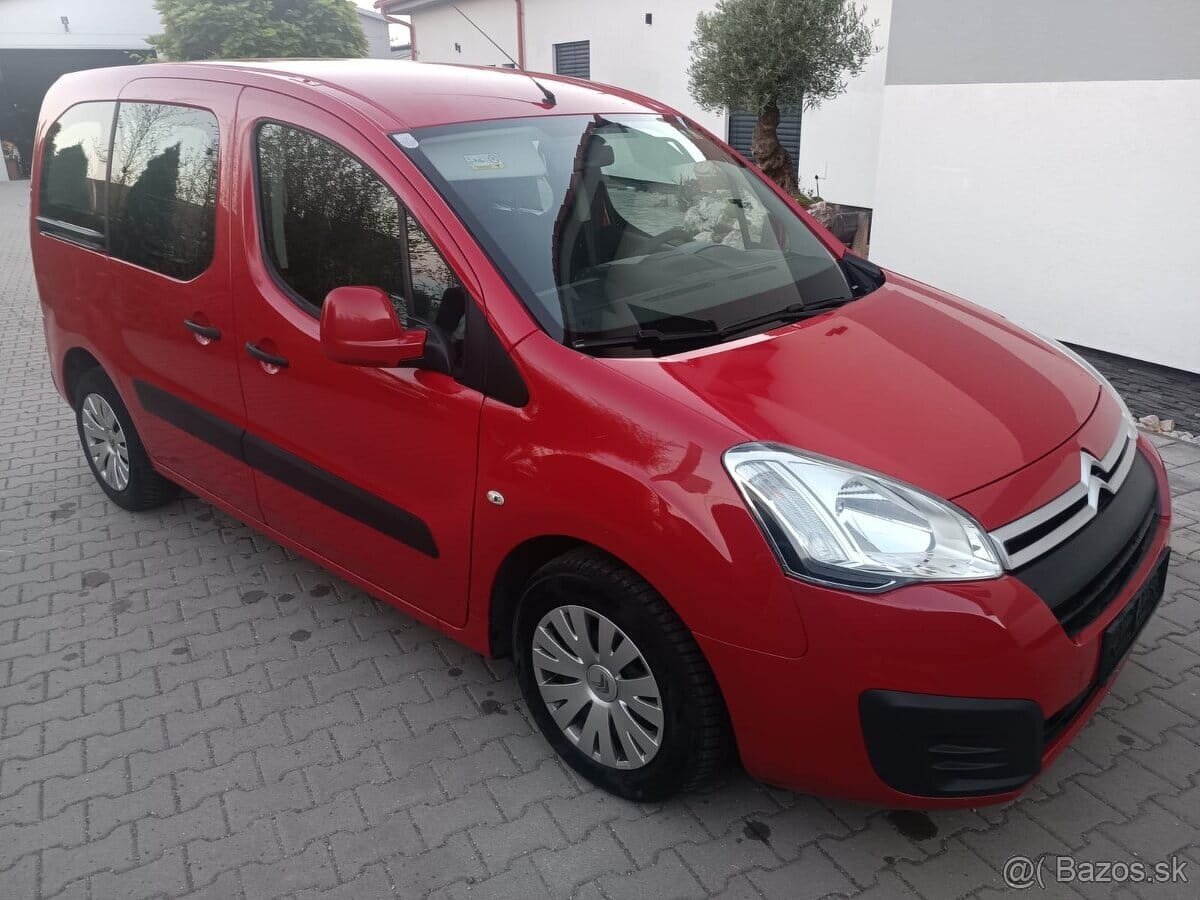 CITROEN BERLINGO 7 MIESTNE - 10