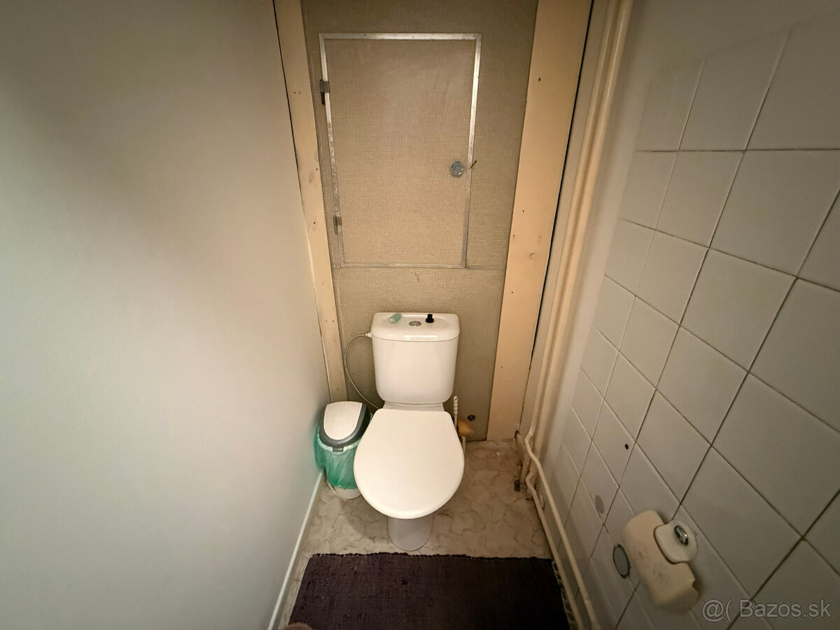 Veľký 2-izbový byt na prenájom - 10