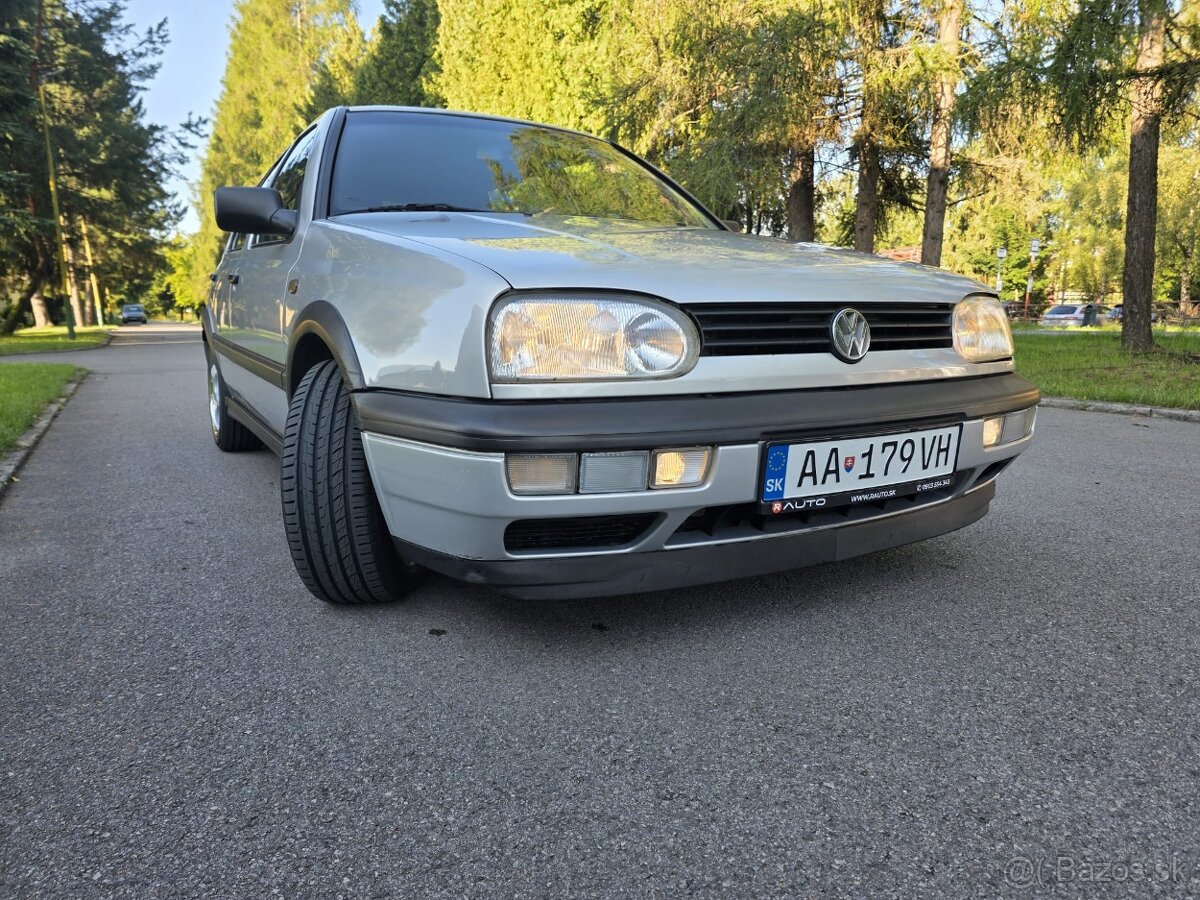 GOLF MK3 1,8 - 66 kw - 10