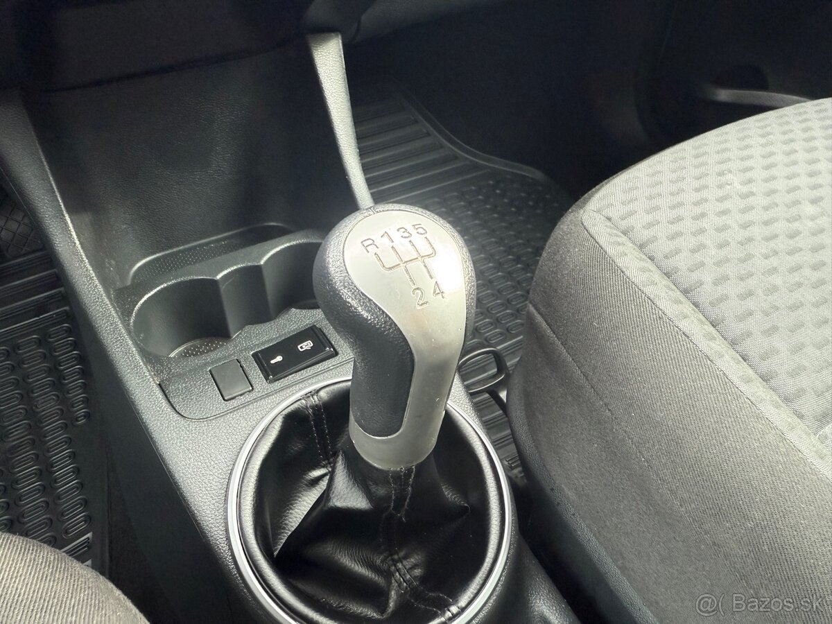 Škoda Fabia FL 1.6 TDi Combi 2012 - 10