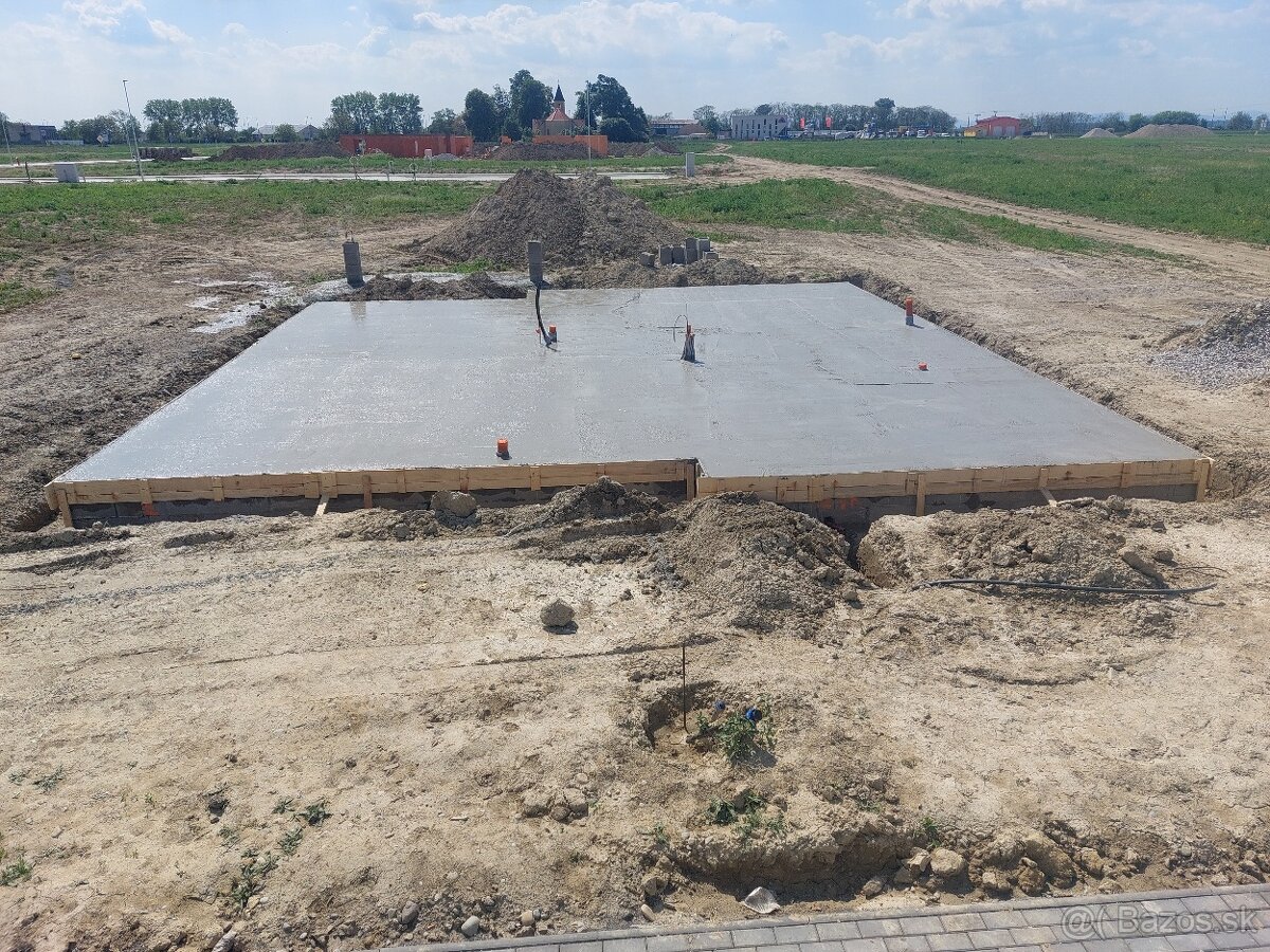 Stavebné práce, stavby RD - 10