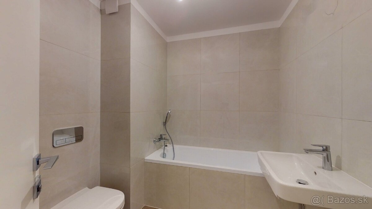 Úžasný 3 izbový byt s balkónom Rumančeková 48 - Ružinov - 10