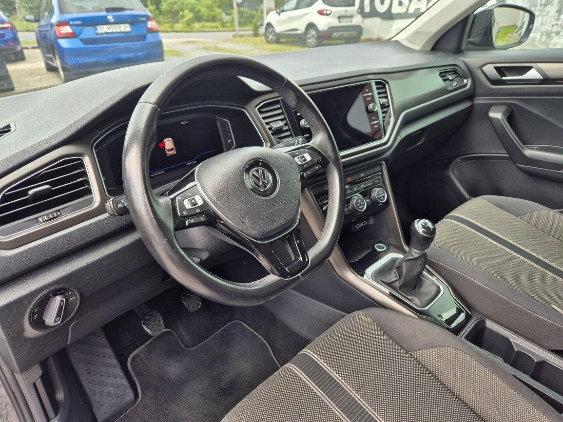 VW T -Roc 1,0 TSi 85 kW 6° manuál Style - 10