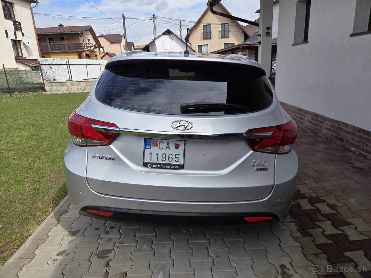 Hyundai i40 CW 1.7 CRDI - 10