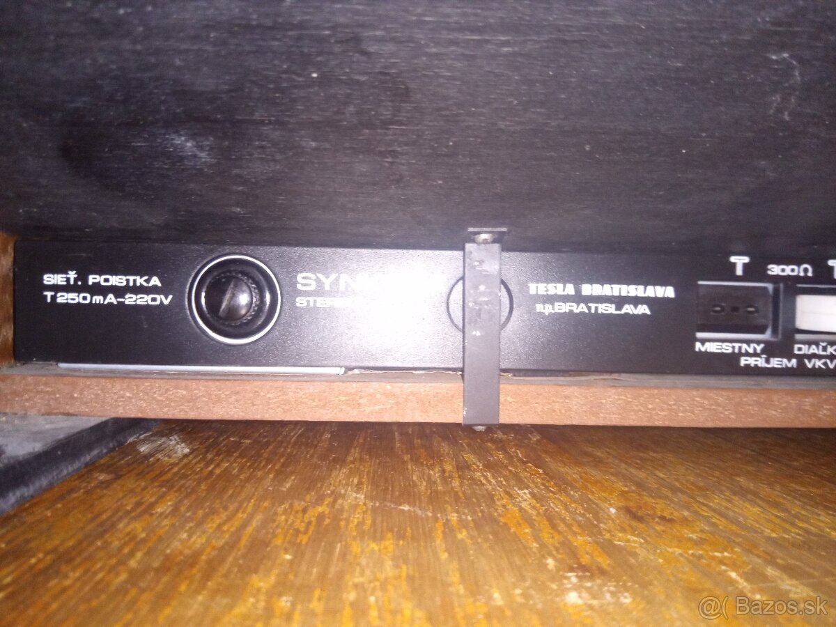 Gramorádio Tesla Synkopa 1032 A - 10