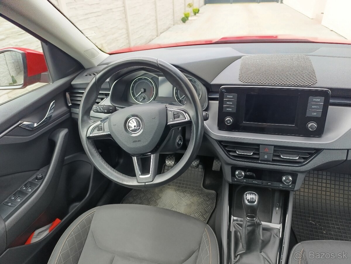 Škoda Kamiq 6-st manuál, benzín, 85kw, rv 7/2020, 80000 km - 10