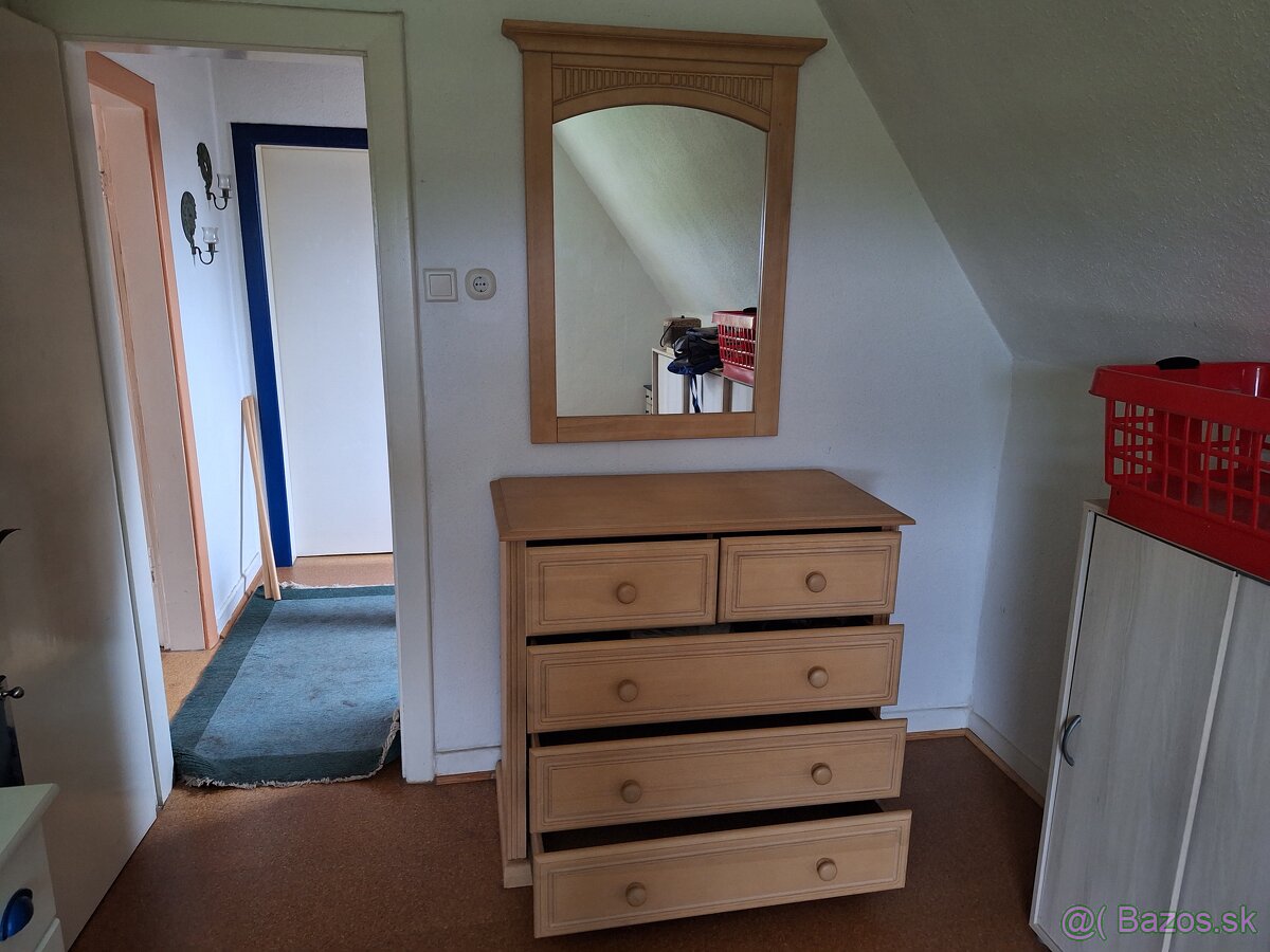 PEKNÁ SPÁLNA PINIE - 10