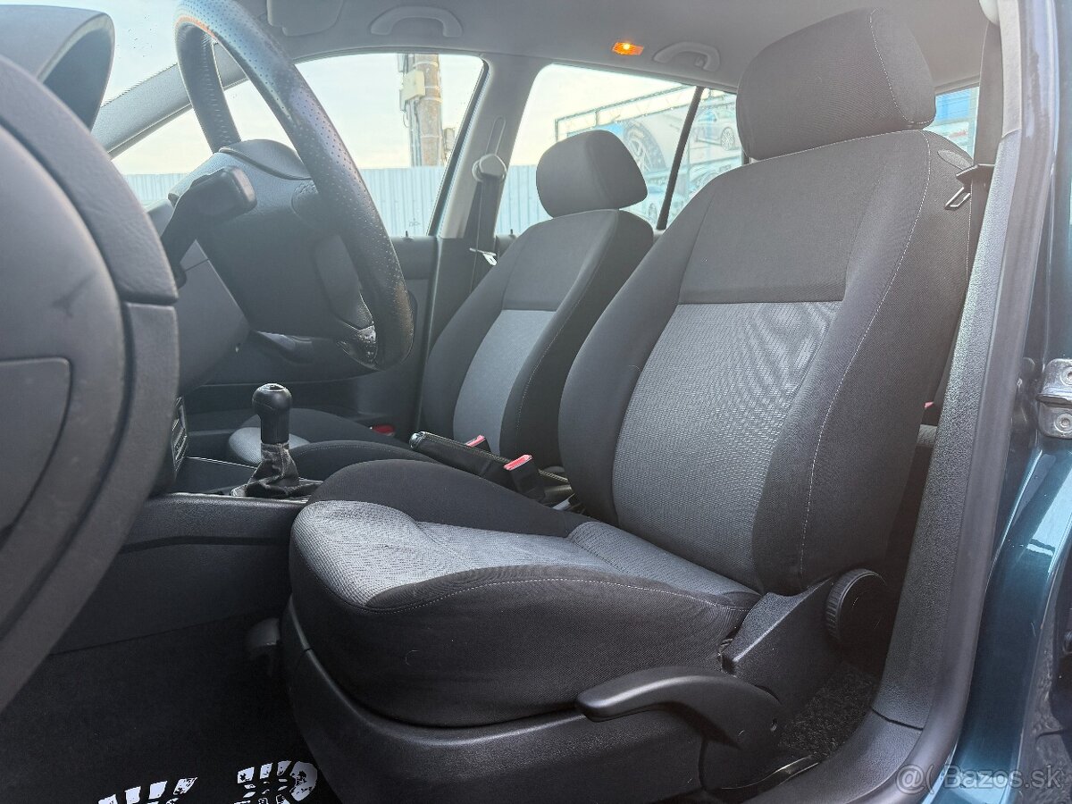 Volkswagen Golf 1.4 Pacifik - 10