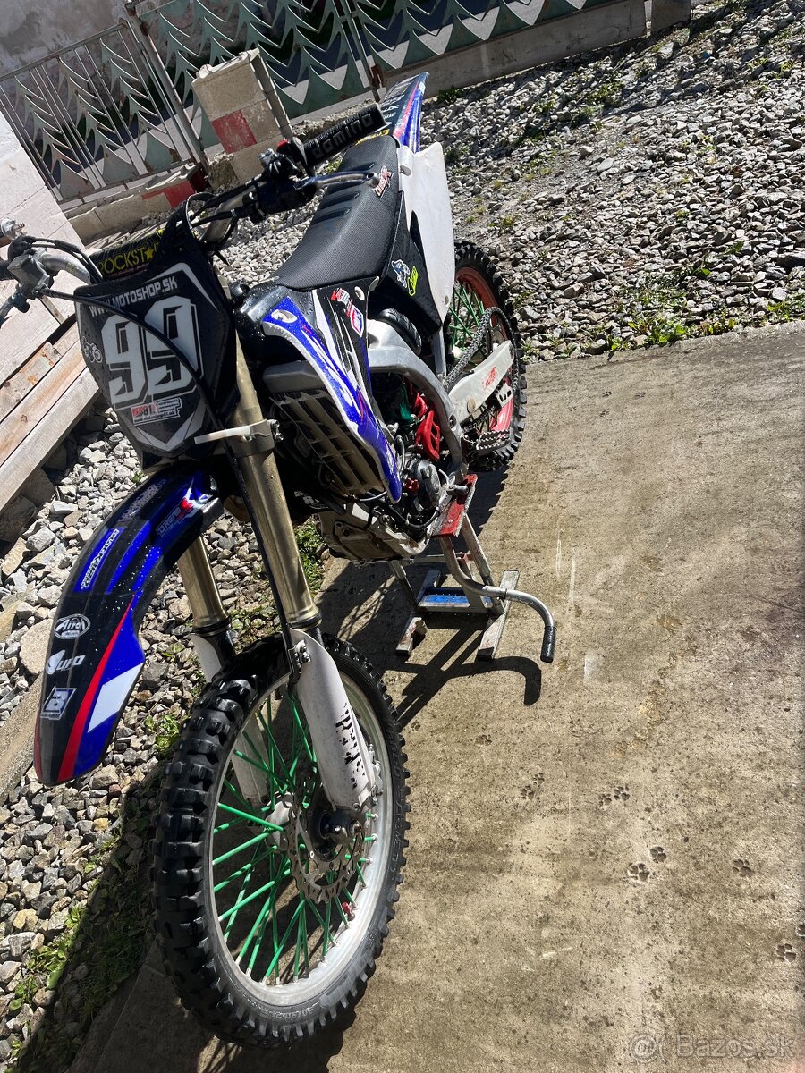 Yamaha yz250F - 10