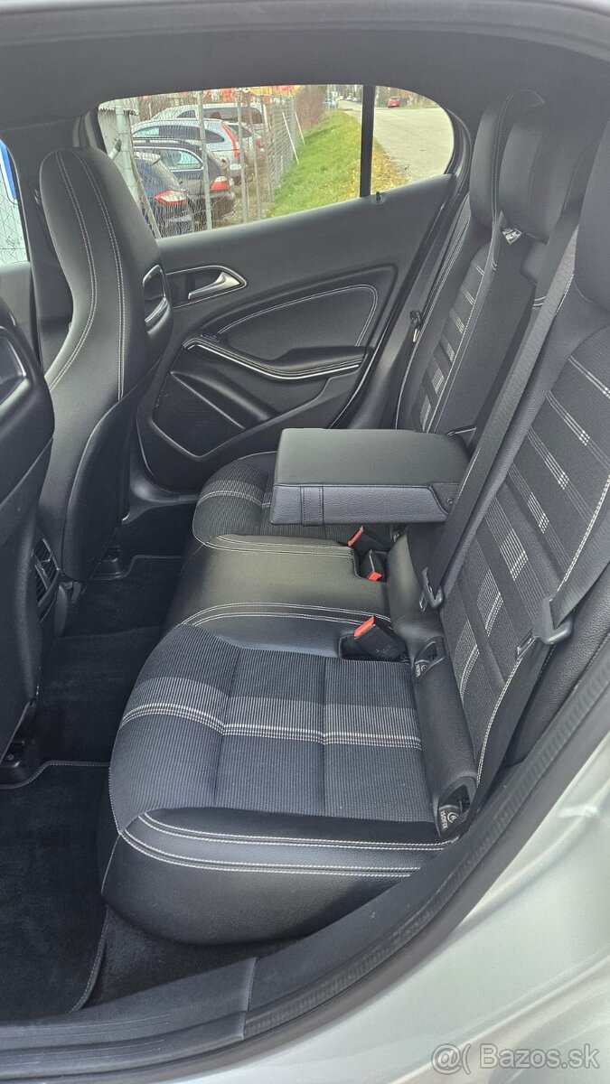 Mercedes-Benz GLA 200 d 100KW - 10